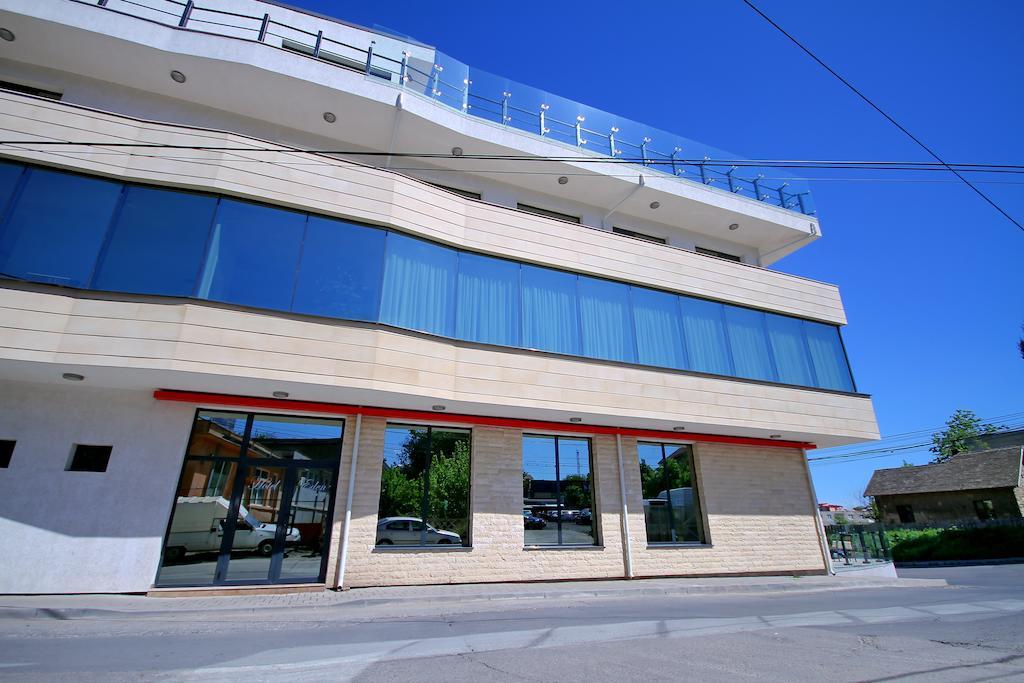 Hotel Eden Tulcea Exterior photo